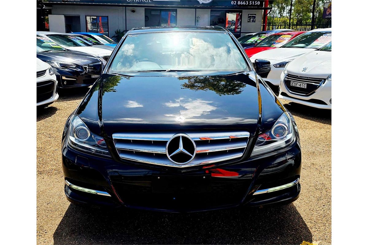 2012 Mercedes-Benz C-Class C200 BlueEFFICIENCY W204