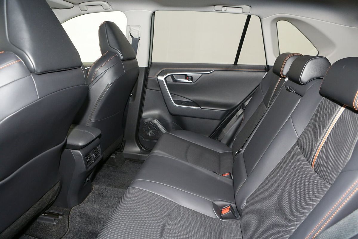 2022 Toyota RAV4 Edge AXAH54R