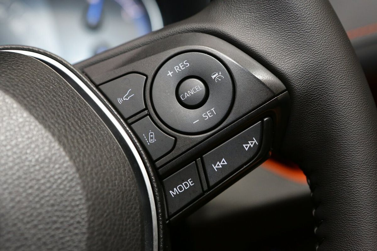 2022 Toyota RAV4 Edge AXAH54R