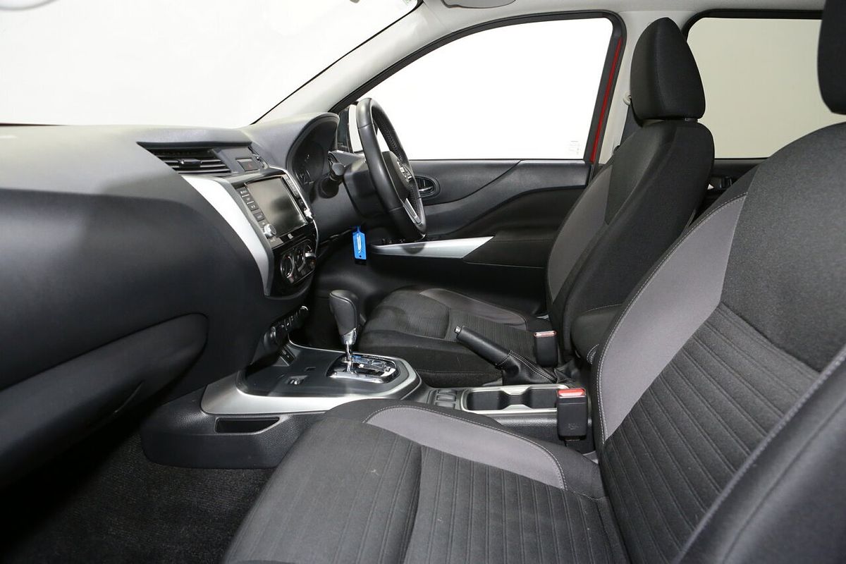 2021 Nissan Navara ST D23 4X4