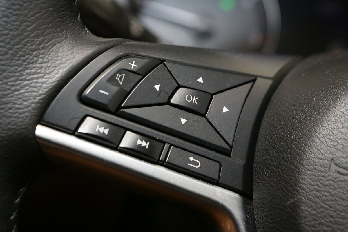 2021 Nissan Navara ST D23 4X4