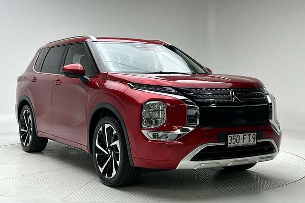 2022 Mitsubishi Outlander Exceed ZM