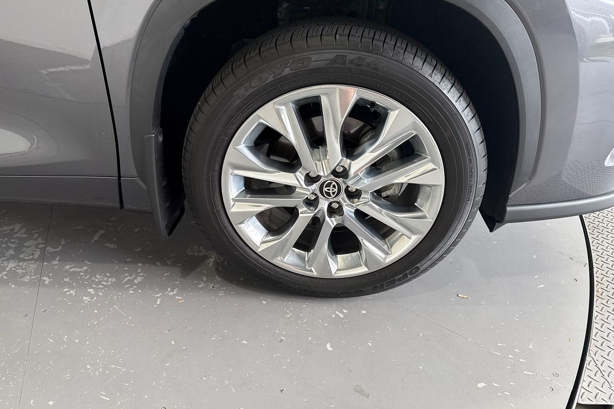 2023 Toyota Kluger Grande AXUH78R