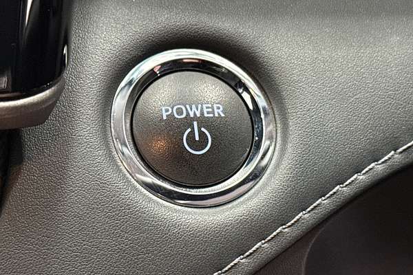 2023 Toyota Kluger Grande AXUH78R