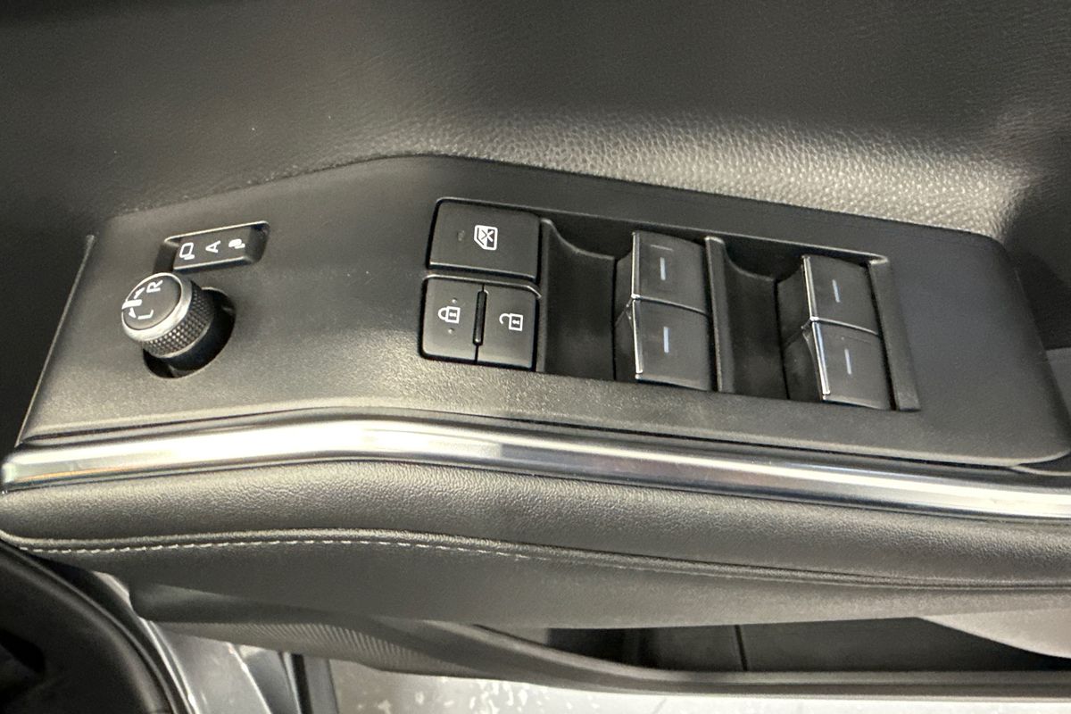 2023 Toyota Kluger Grande AXUH78R