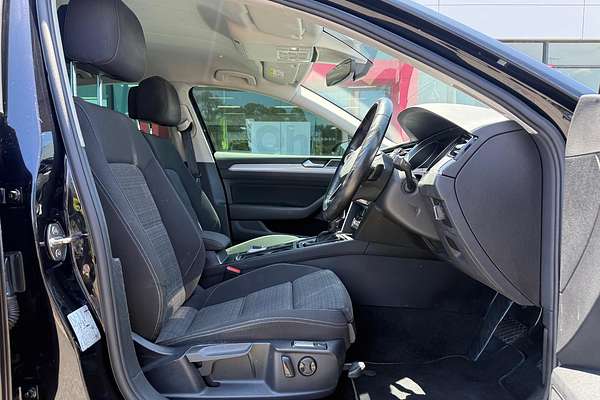 2022 Volkswagen Passat 140TSI Business B8