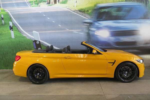 2018 BMW M4 F83 F83 LCI