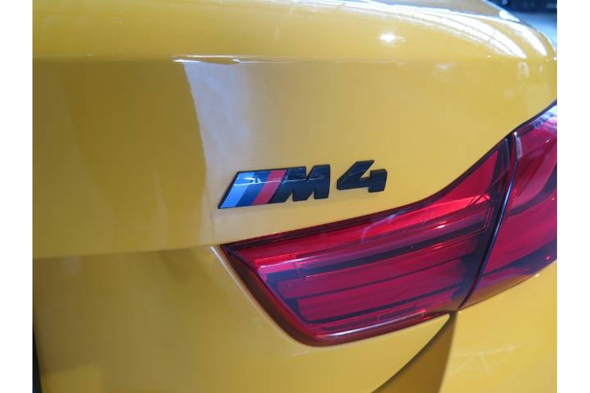 2018 BMW M4 F83 F83 LCI