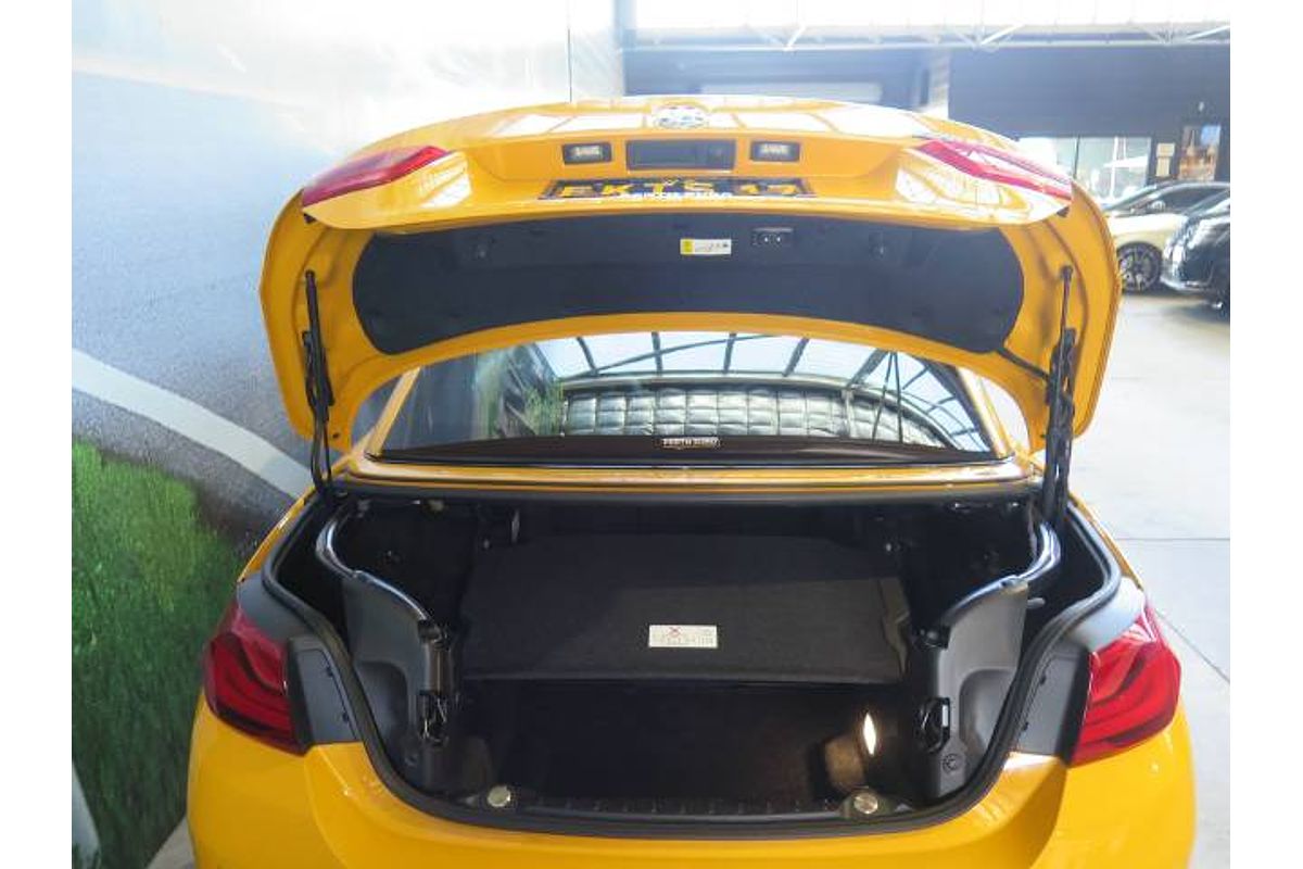 2018 BMW M4 F83 F83 LCI