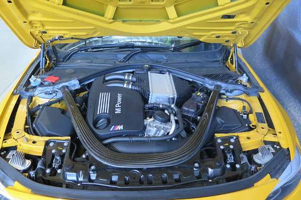 2018 BMW M4 F83 F83 LCI