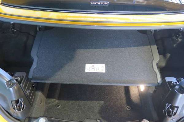 2018 BMW M4 F83 F83 LCI