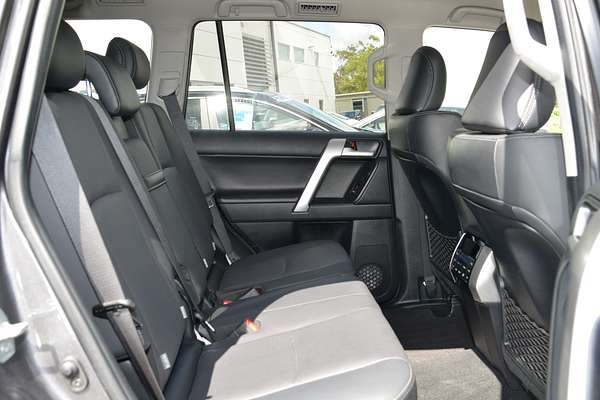 2023 Toyota Landcruiser Prado VX GDJ150R thumb-8