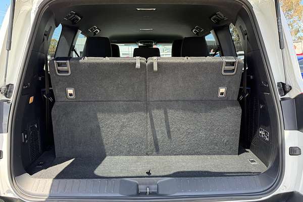 2024 Toyota Landcruiser GXL FJA300R