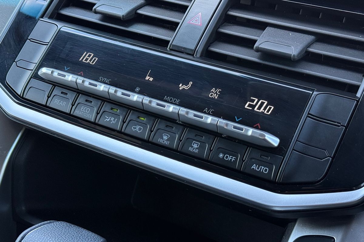 2024 Toyota Landcruiser GXL FJA300R