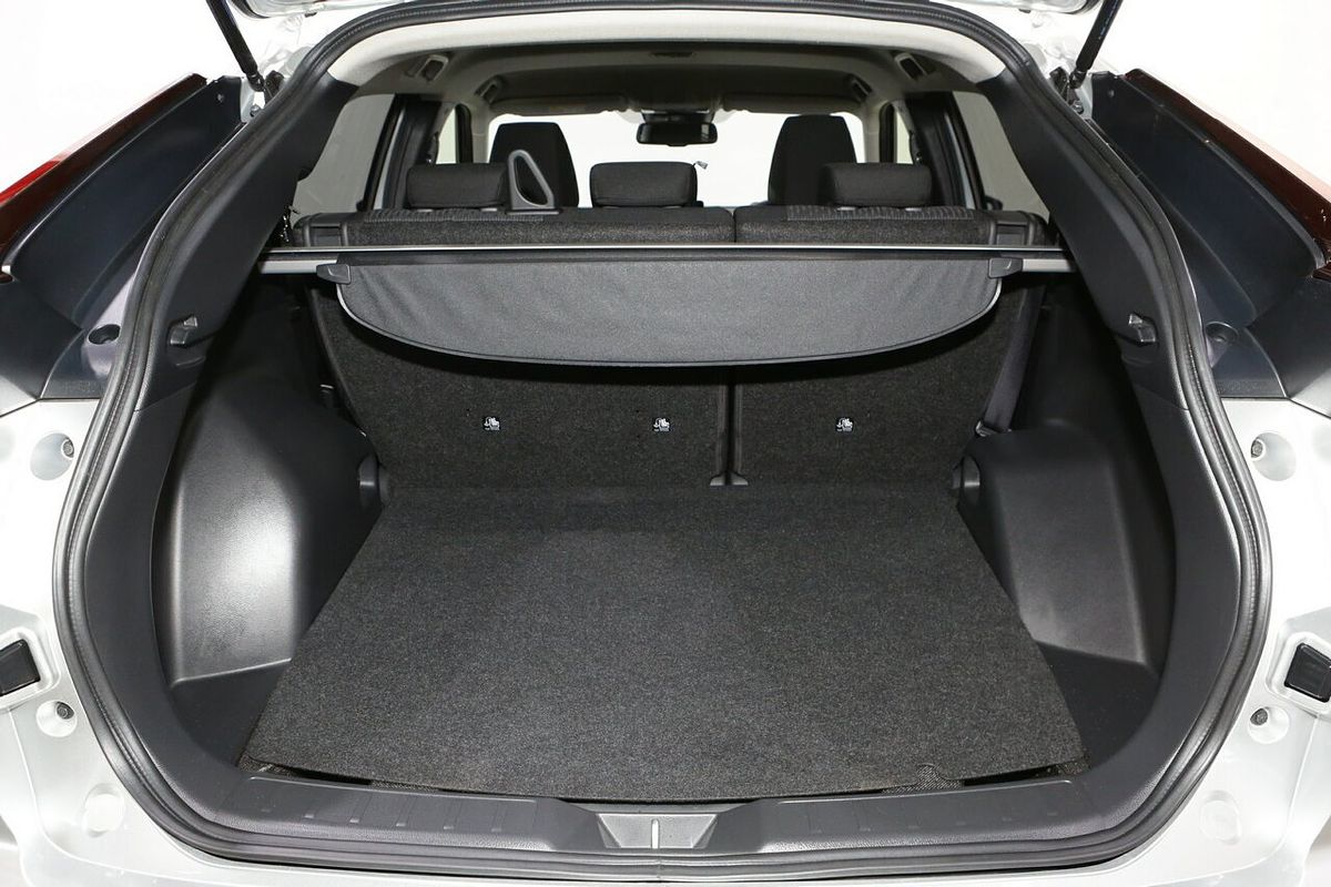 2024 Mitsubishi Eclipse Cross LS YB