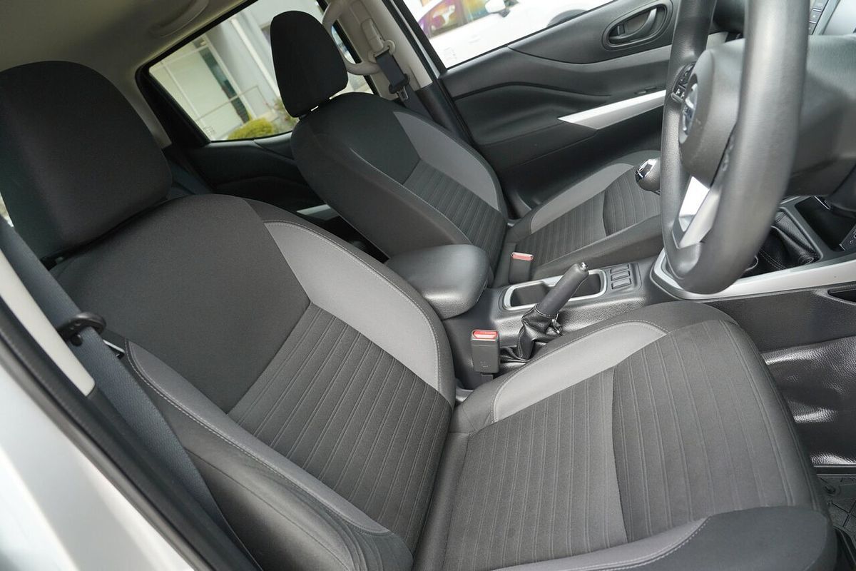 2021 Nissan Navara SL D23 Rear Wheel Drive