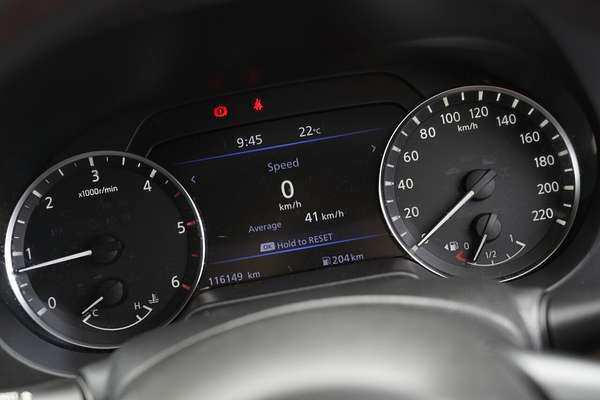 2021 Nissan Navara SL D23 Rear Wheel Drive