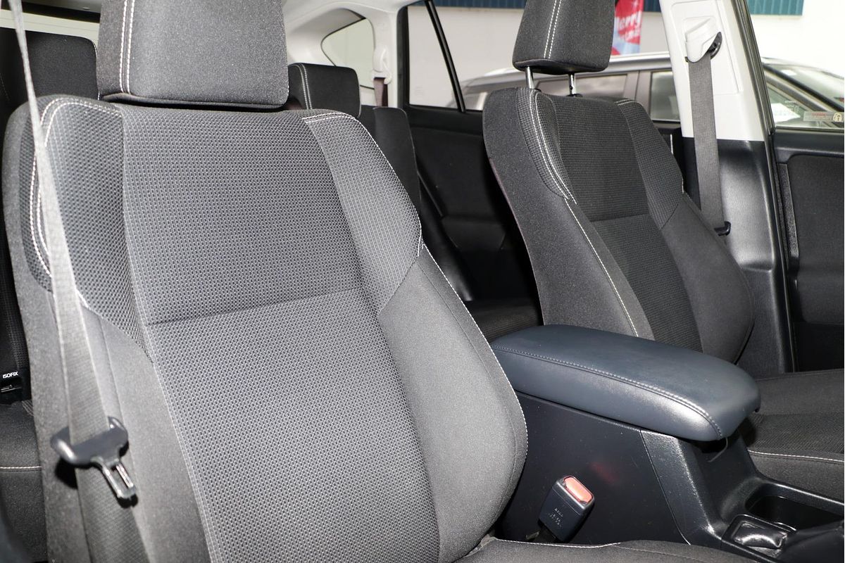 2018 Toyota RAV4 GXL ASA44R