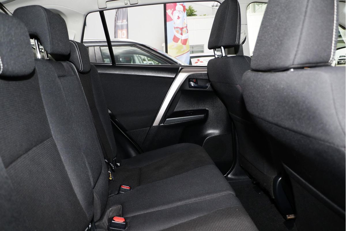 2018 Toyota RAV4 GXL ASA44R