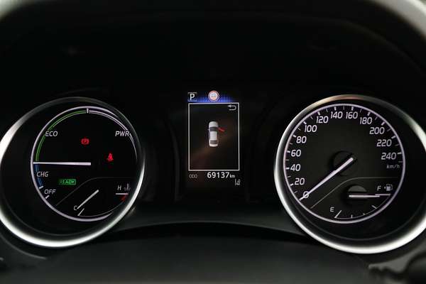 2021 Toyota Camry Ascent Sport AXVH70R