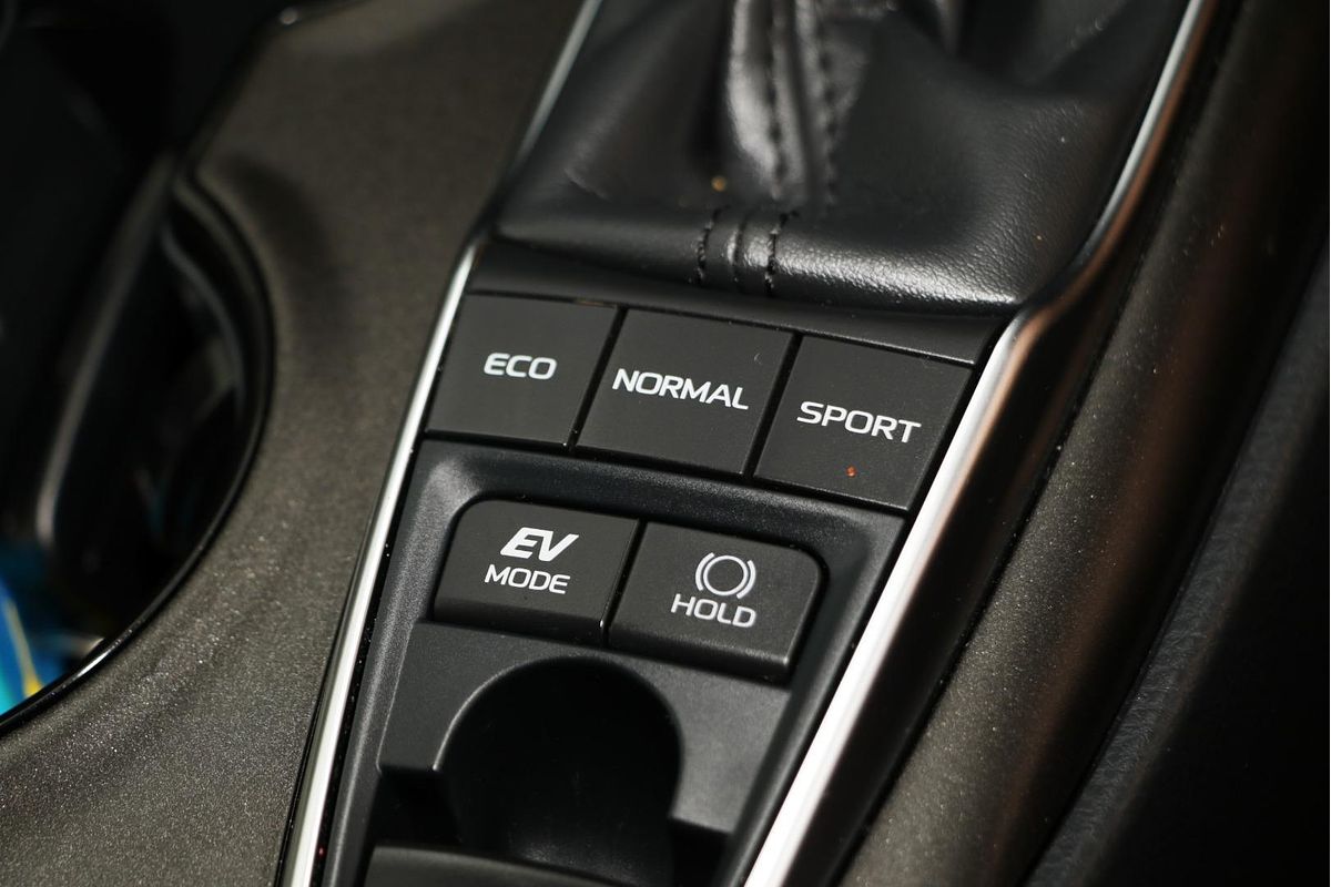 2021 Toyota Camry Ascent Sport AXVH70R