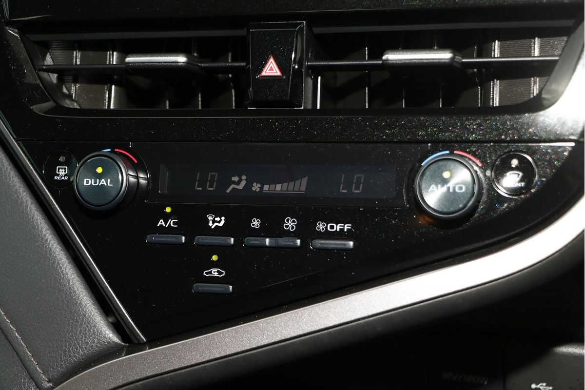 2021 Toyota Camry Ascent Sport AXVH70R