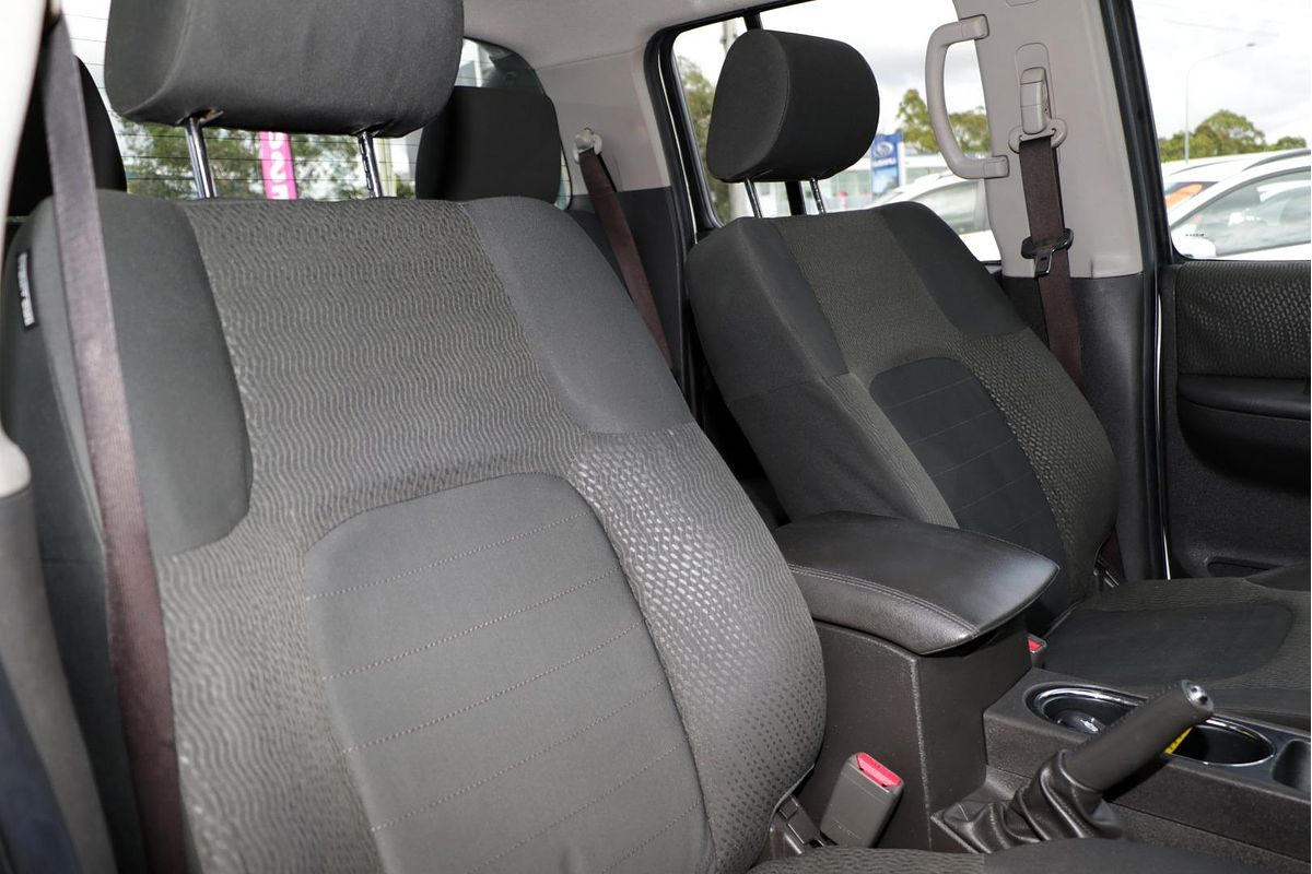 2013 Nissan Navara ST D40 Series 6 4X4