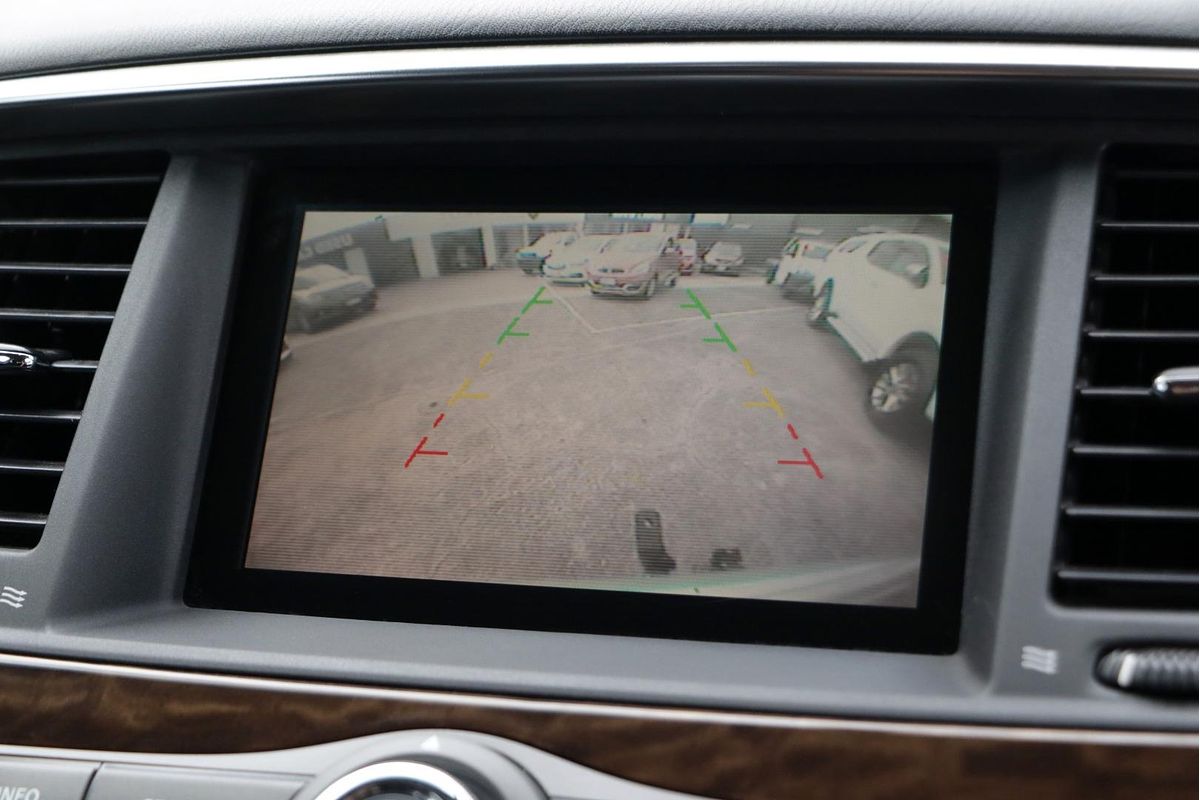 2013 Nissan Patrol ST-L Y62