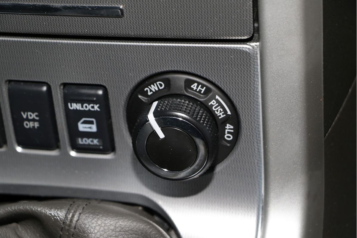 2013 Nissan Navara ST D40 Series 6 4X4