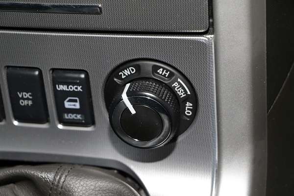 2013 Nissan Navara ST D40 Series 6 4X4