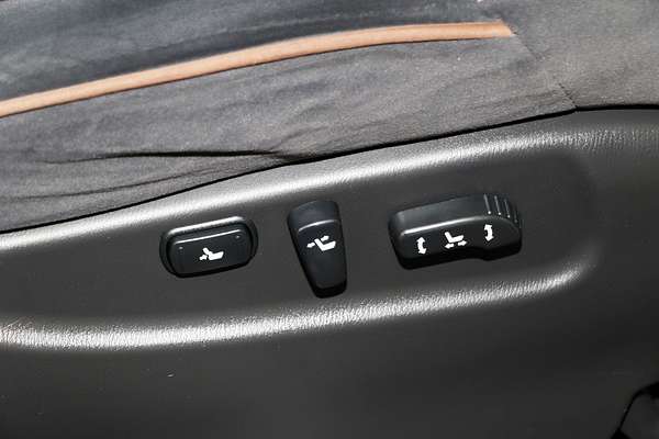 2013 Nissan Patrol ST-L Y62