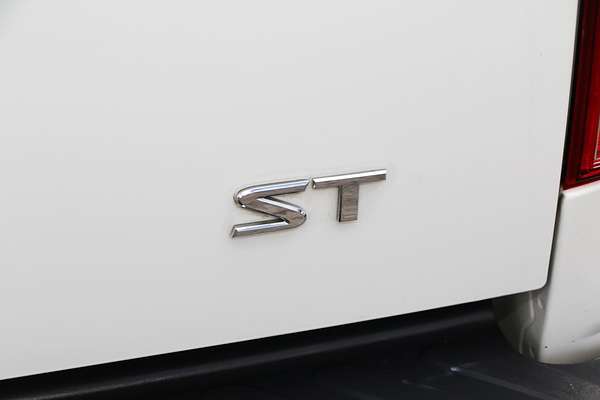 2013 Nissan Navara ST D40 Series 6 4X4