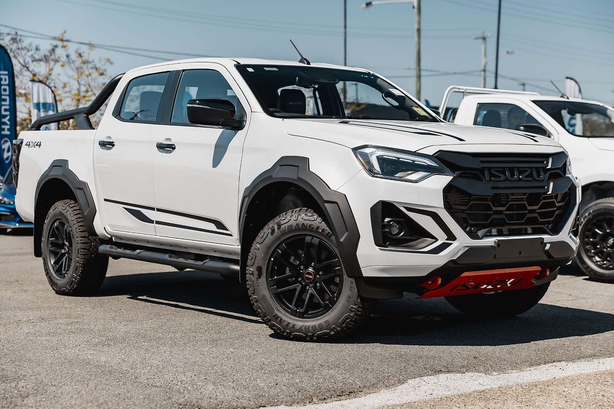 2025 Isuzu D-MAX BLADE 4X4
