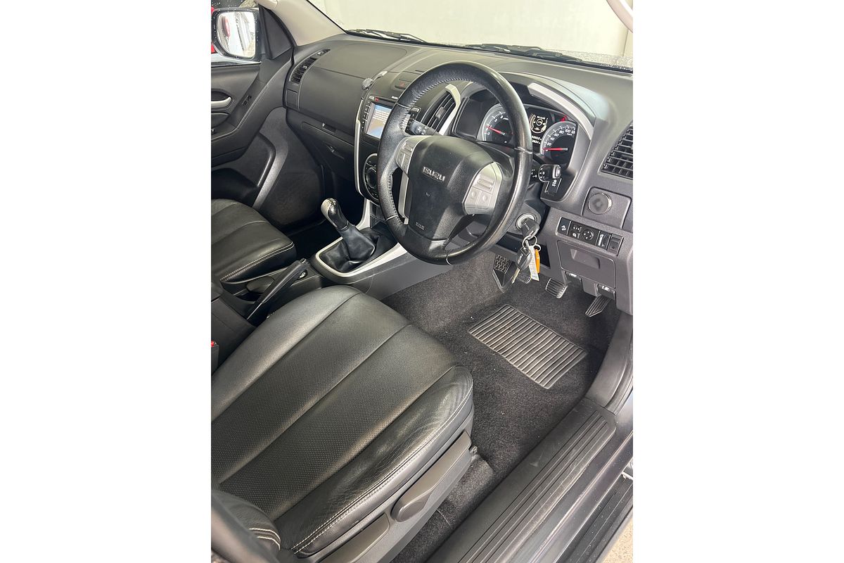 2017 Isuzu MU-X LS-U