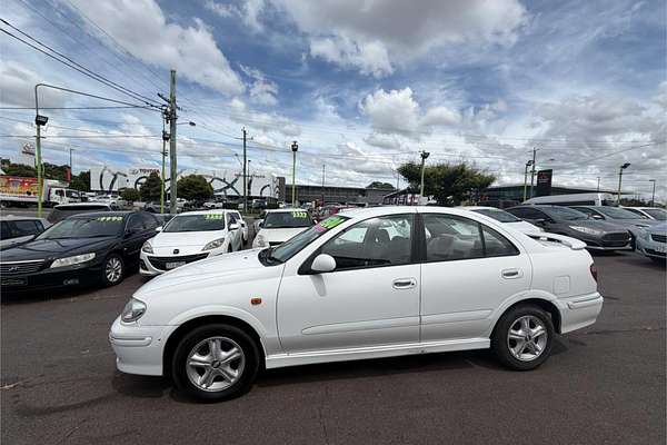 2001 Nissan Pulsar Q N16