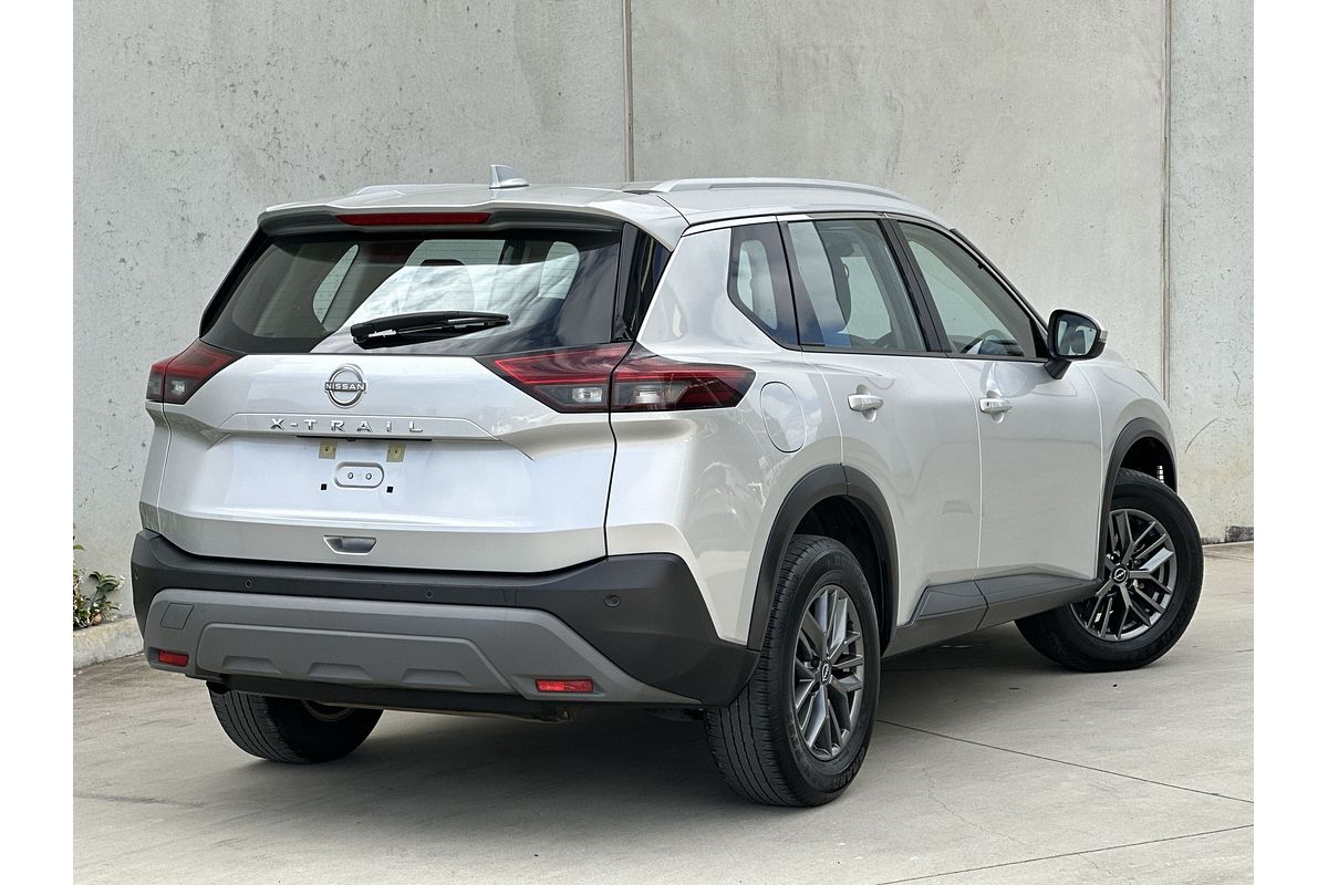 2023 Nissan X-TRAIL ST T33