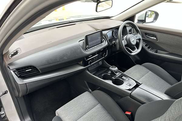 2023 Nissan X-TRAIL ST T33