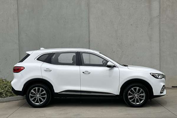 2022 MG HS Vibe SAS23