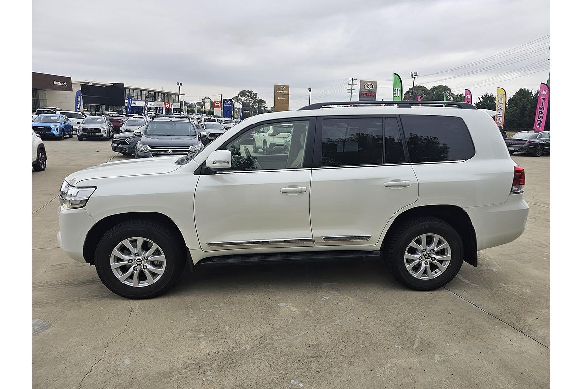 2019 Toyota Landcruiser Sahara VDJ200R