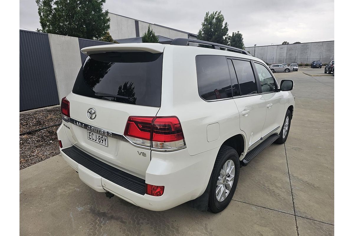 2019 Toyota Landcruiser Sahara VDJ200R
