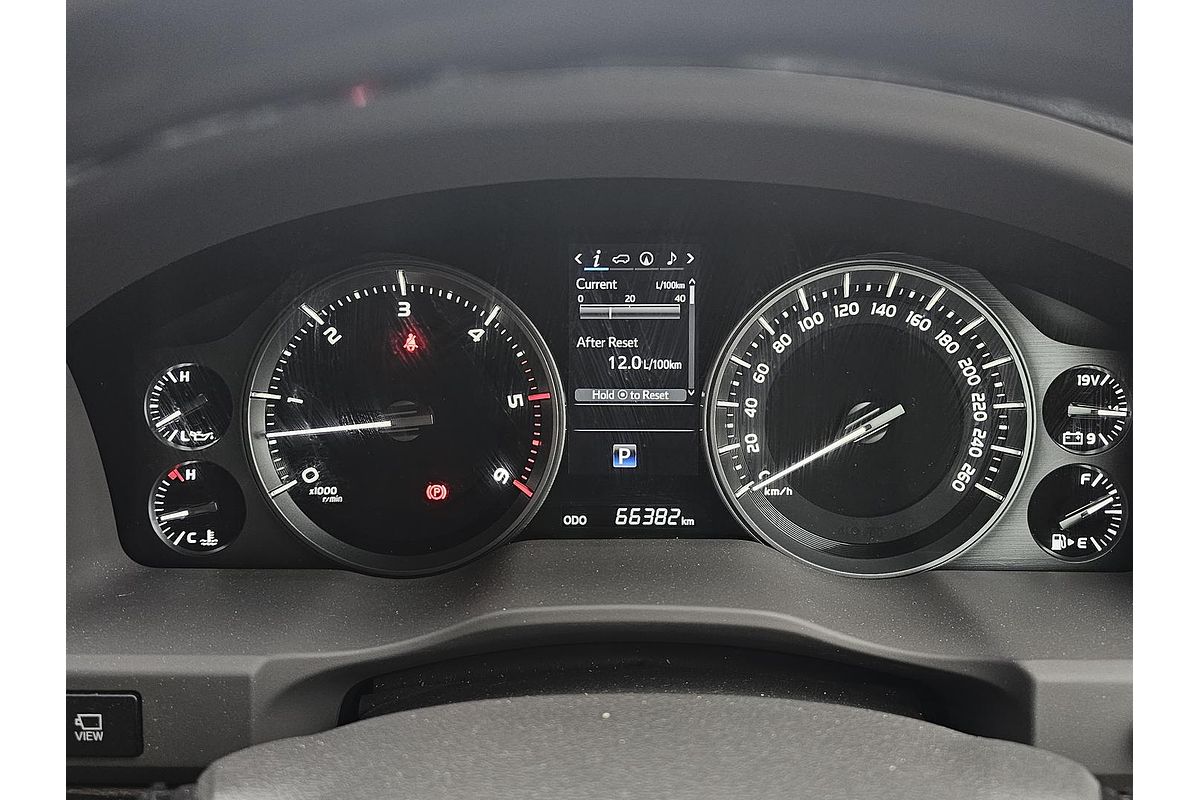 2019 Toyota Landcruiser Sahara VDJ200R