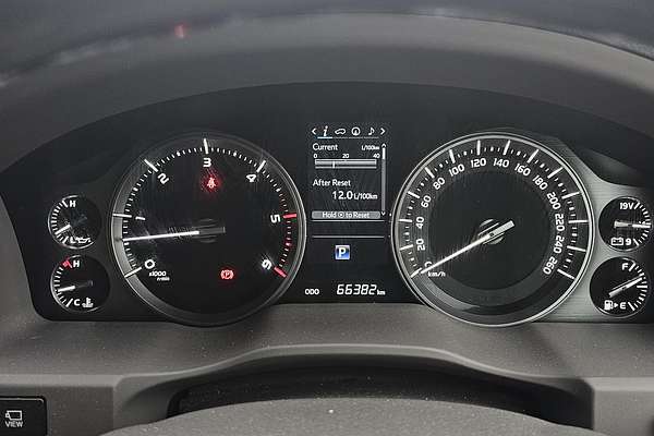 2019 Toyota Landcruiser Sahara VDJ200R