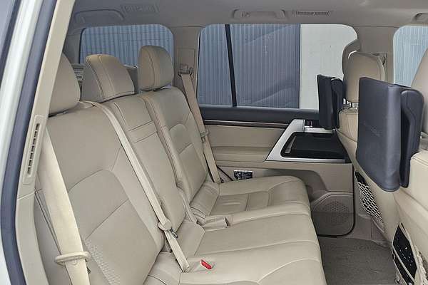 2019 Toyota Landcruiser Sahara VDJ200R