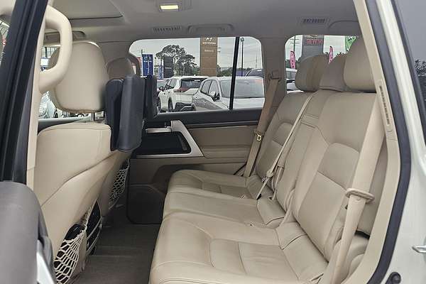 2019 Toyota Landcruiser Sahara VDJ200R