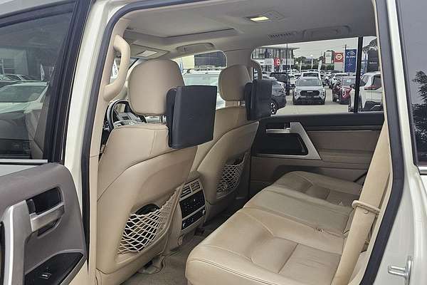 2019 Toyota Landcruiser Sahara VDJ200R