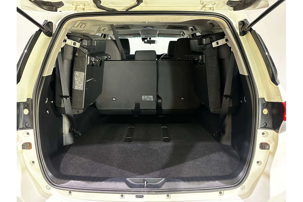 2023 Toyota Fortuner GXL GUN156R