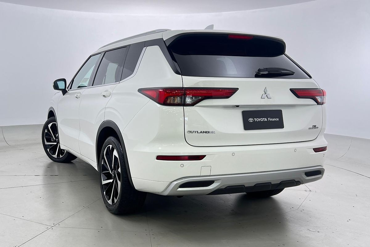 2024 Mitsubishi Outlander OUTLANDER EXCEED 7 SEAT (AWD) ZM4E46