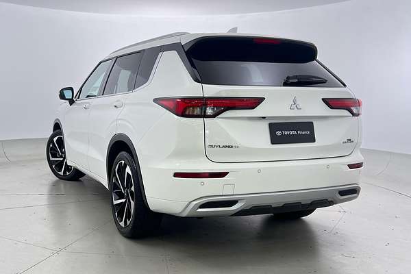 2024 Mitsubishi Outlander OUTLANDER EXCEED 7 SEAT (AWD) ZM4E46