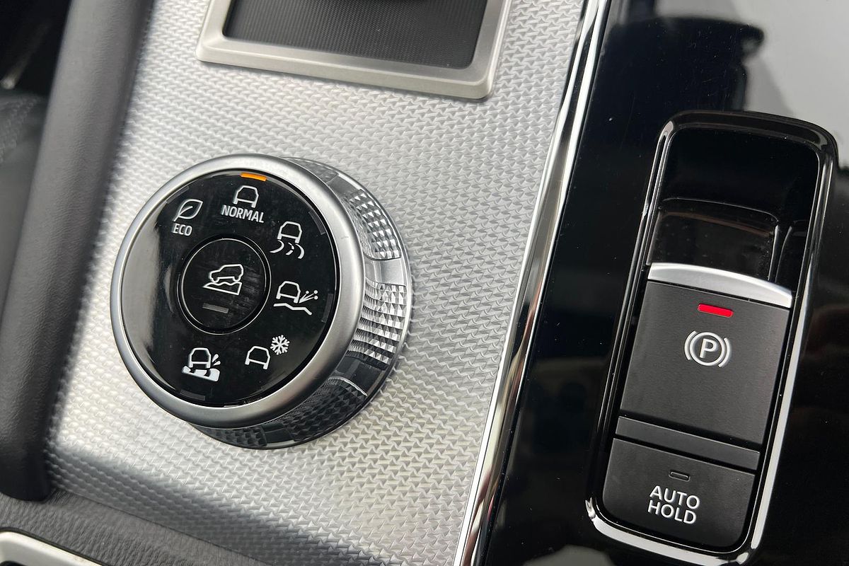 2024 Mitsubishi Outlander OUTLANDER EXCEED 7 SEAT (AWD) ZM4E46