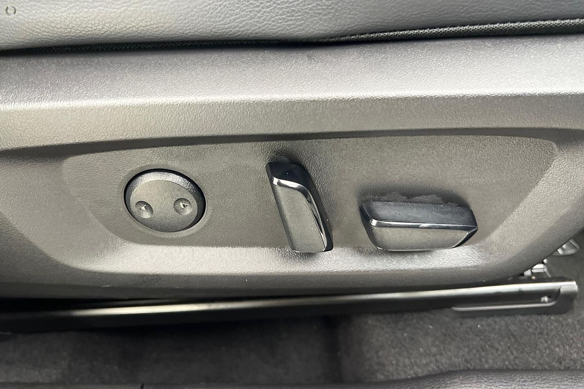 2024 Mitsubishi Outlander OUTLANDER EXCEED 7 SEAT (AWD) ZM4E46